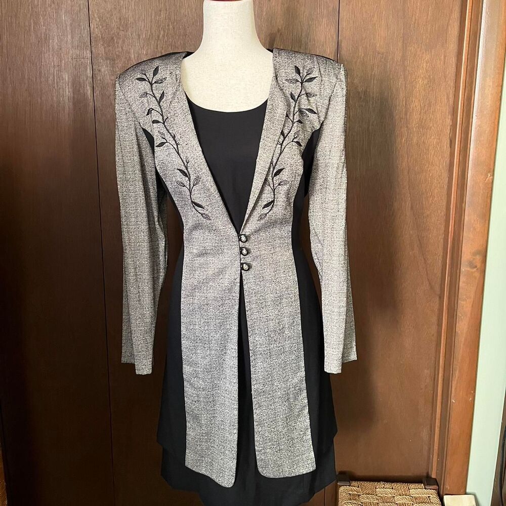 VTG Miss Dorby Women's Grey and Black Floral Block Dress
